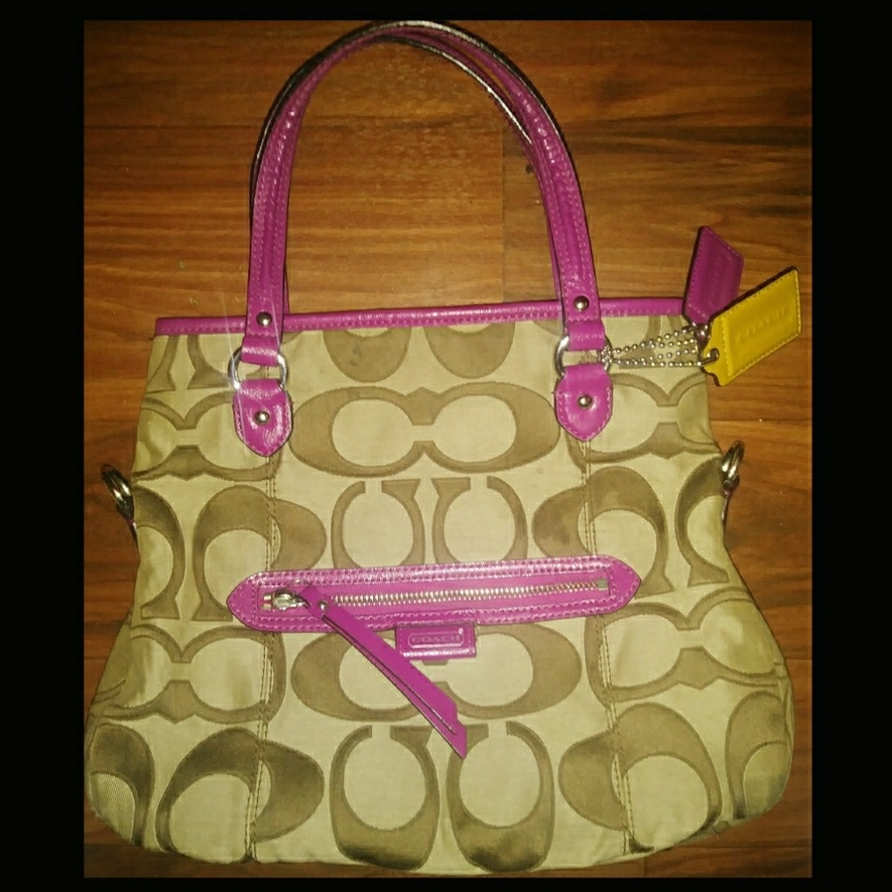 AUTHENTIC Coach Purse!